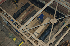 Зняття кори з деревини